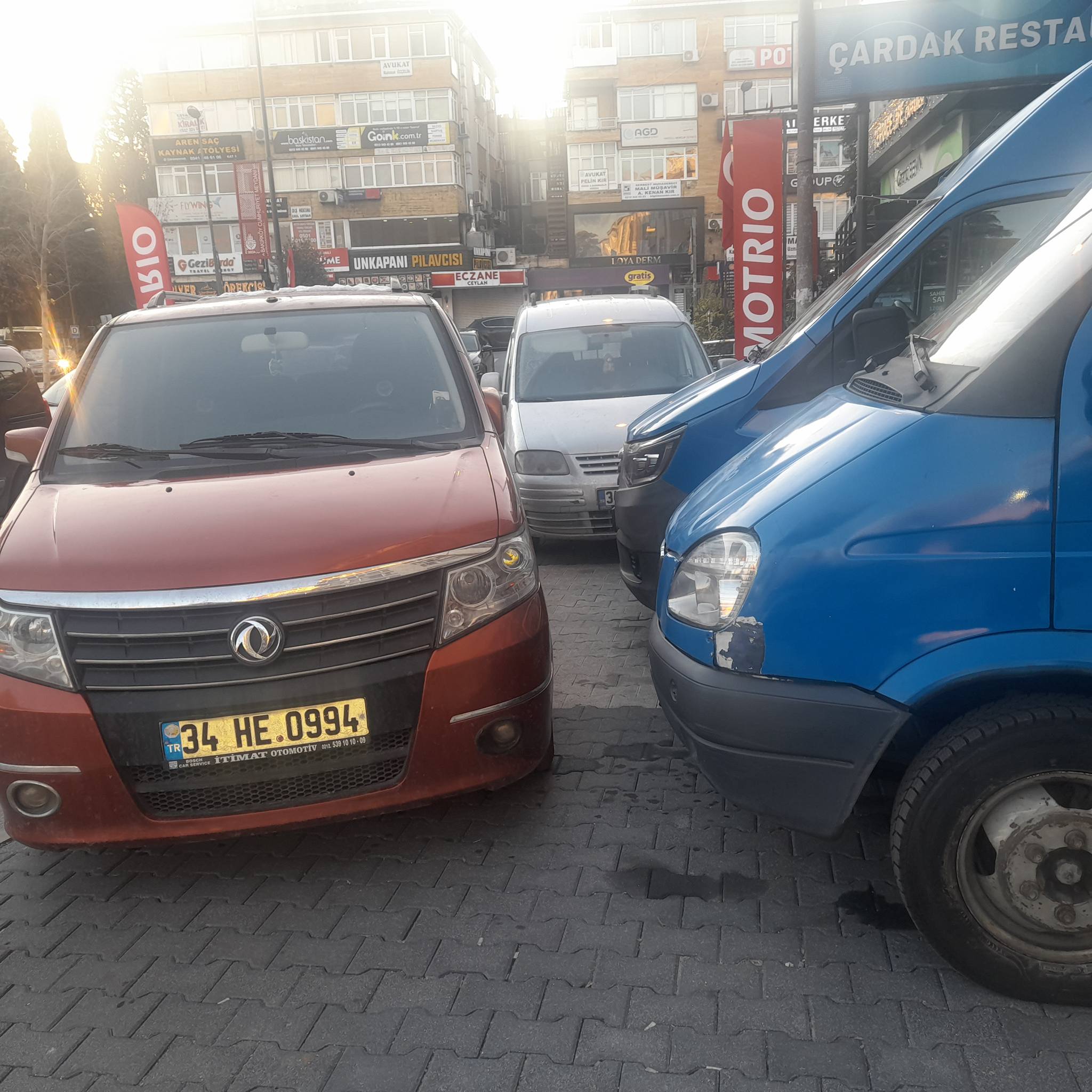 Bakırköy Kaymakamlığı’na / Bakırköy İlçe Emniyet Müdürlüğü’ne / Bakırköy Belediyesi Zabıta Müdürlüğü’ne