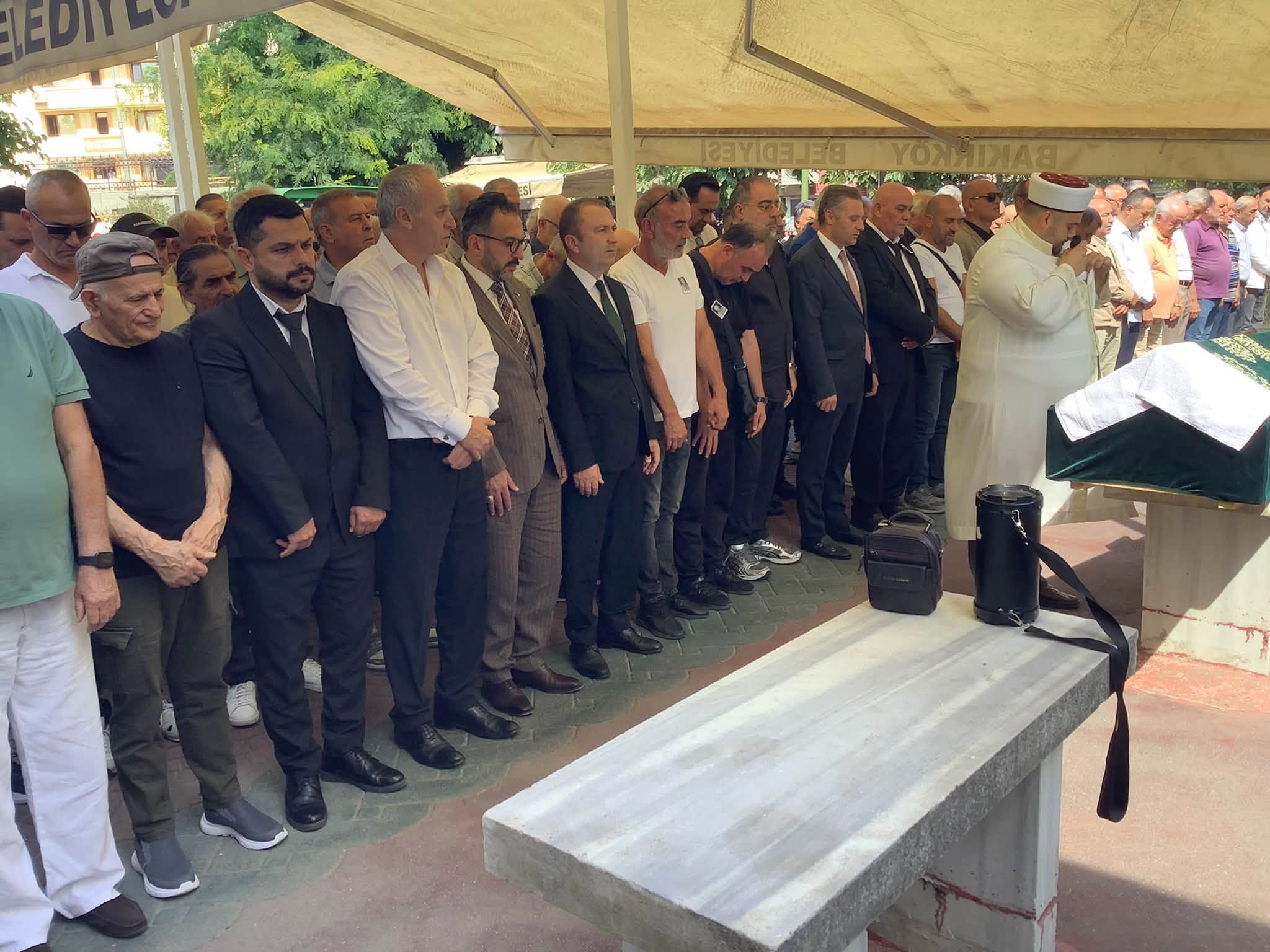 Kartaltepe Spor’un Değerli Hocası Karslı Tuncay Orkunoğlu Son Yolculuğuna Uğurlandı?